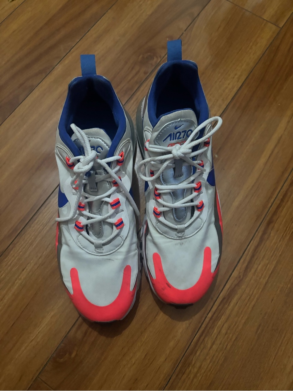 Nike air max 270 React Knicks White Sneakers with Blue and Neon Pink Accents